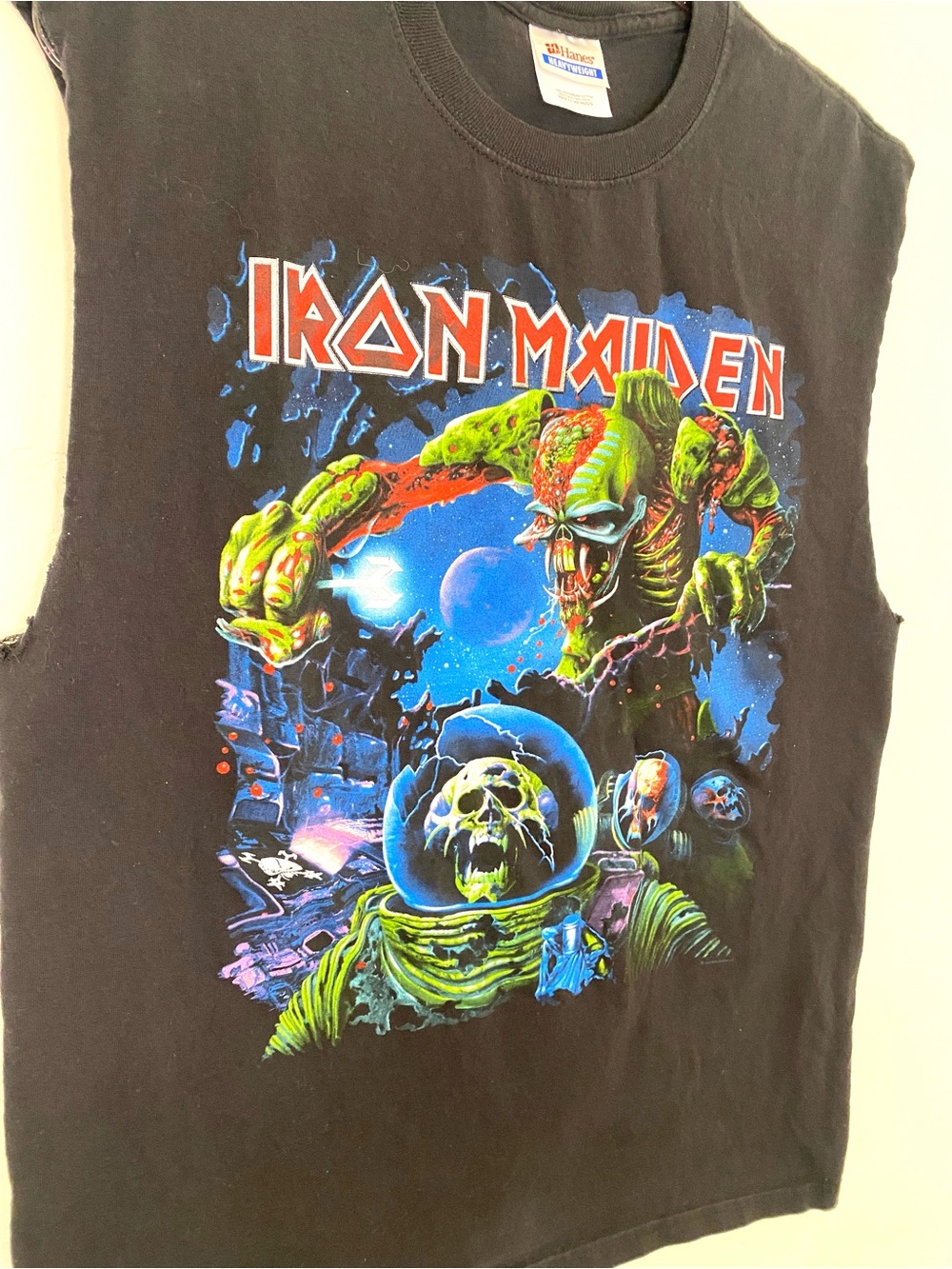 Iron Maiden L Final Frontier 2010 North America Tour Shirt Muscle Tee - Picture 2 of 5